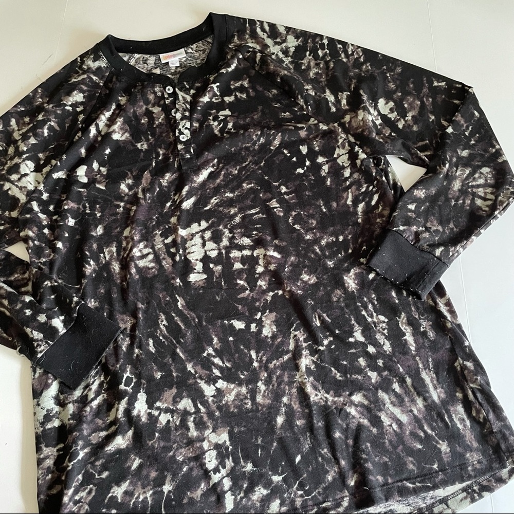 LuLaRoe Mark Henley Shirt